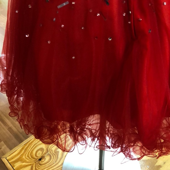 Red prom dress with rhinestones and beads - Picture 6 of 8